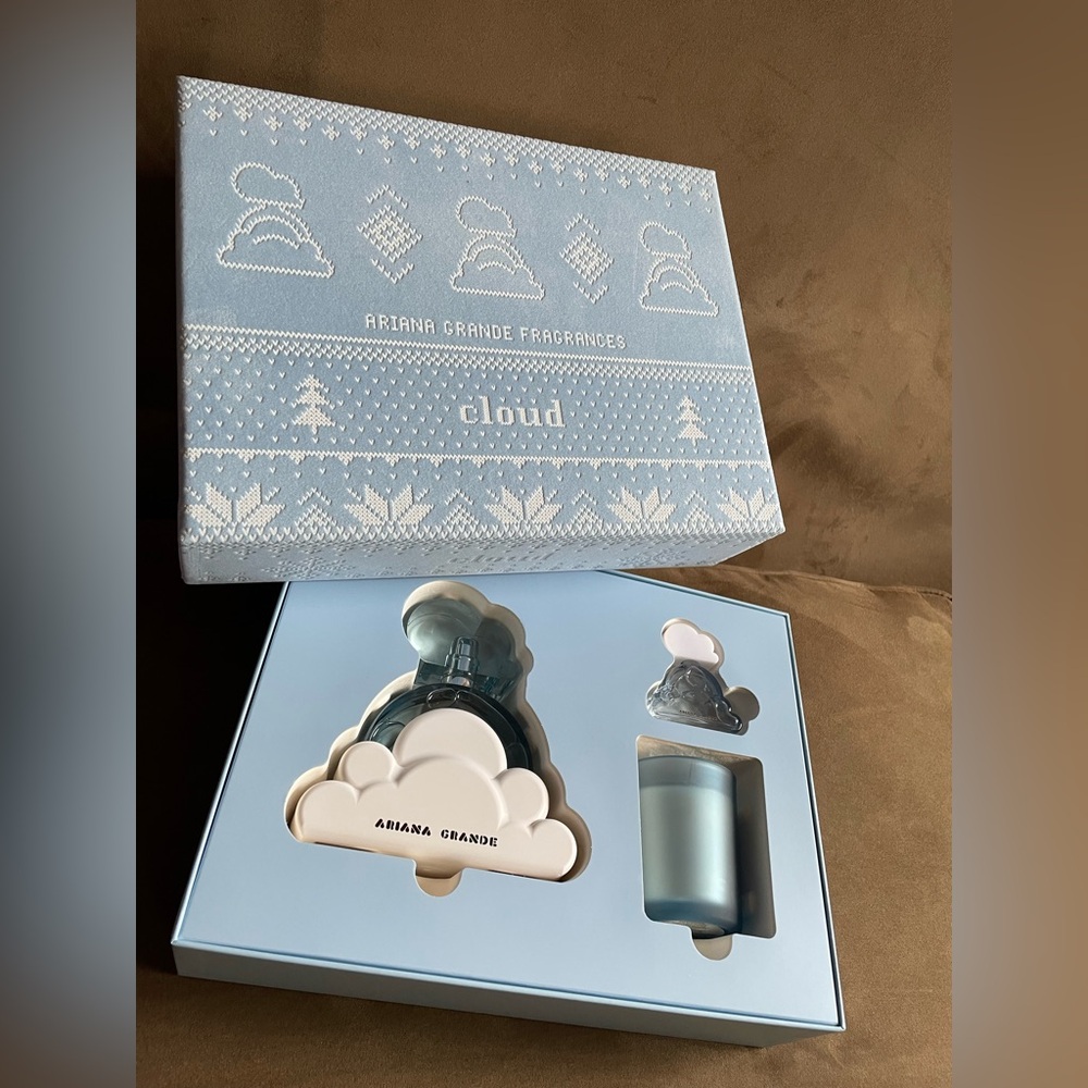 NIB Ariana Grande Cloud 3-Piece Gift Set - Picture 5 of 11